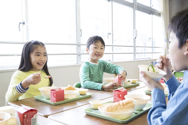 学用品費・給食費・修学旅行支援などの助成が手厚い区ベスト3