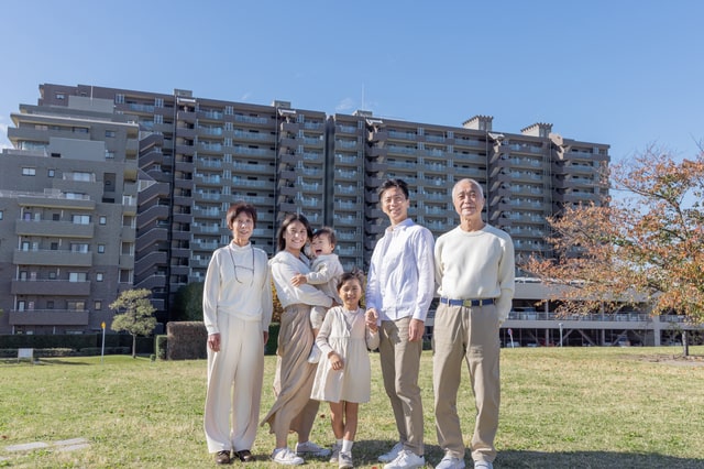 マンションの価格が高騰する今、23区内で一戸建てという選択も検討しよう